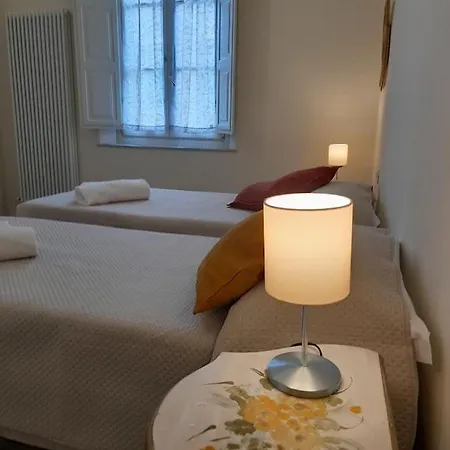 B&B Villino Luschi Pisa Centro Esterno foto